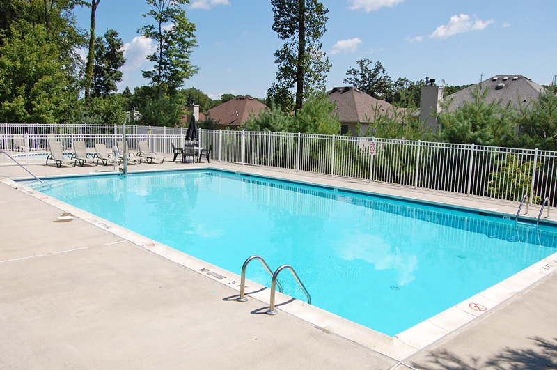 Glenmont Commons Swimming Pool